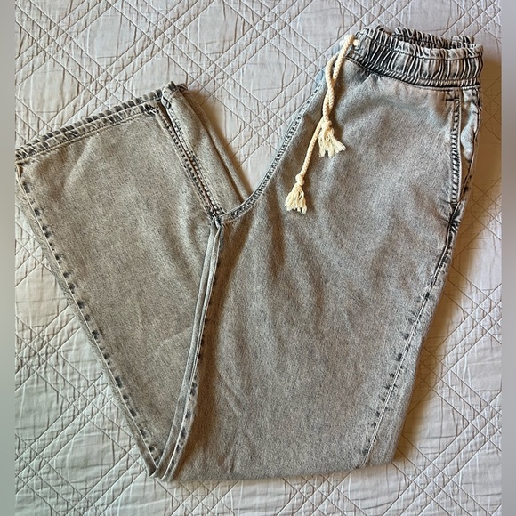 Anthropologie Pilcro The Getaway drawstring waist, Carbon (Faded Gray), Small - Picture 4 of 14